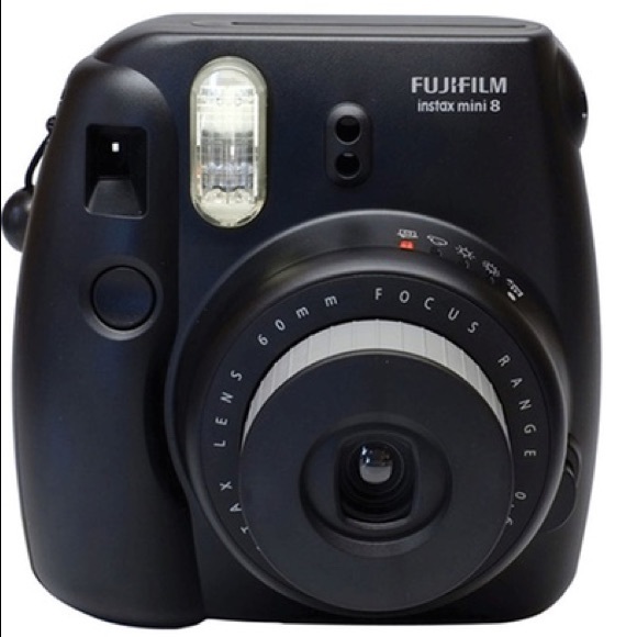 instax mini 8 polaroid camera - Picture 2 of 3